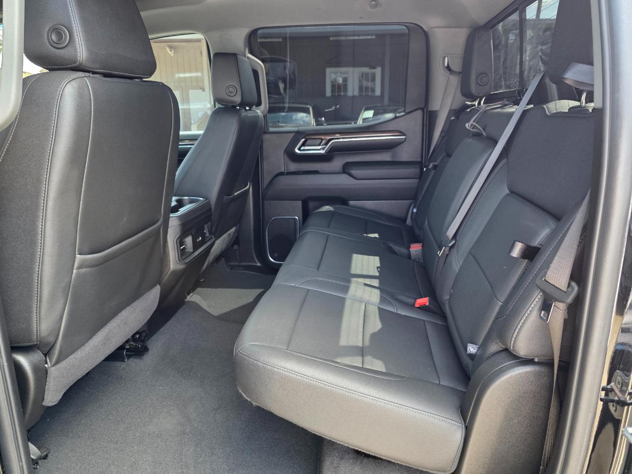 Chevrolet Silverado 1500 RST Crew Cab 4WD 2024