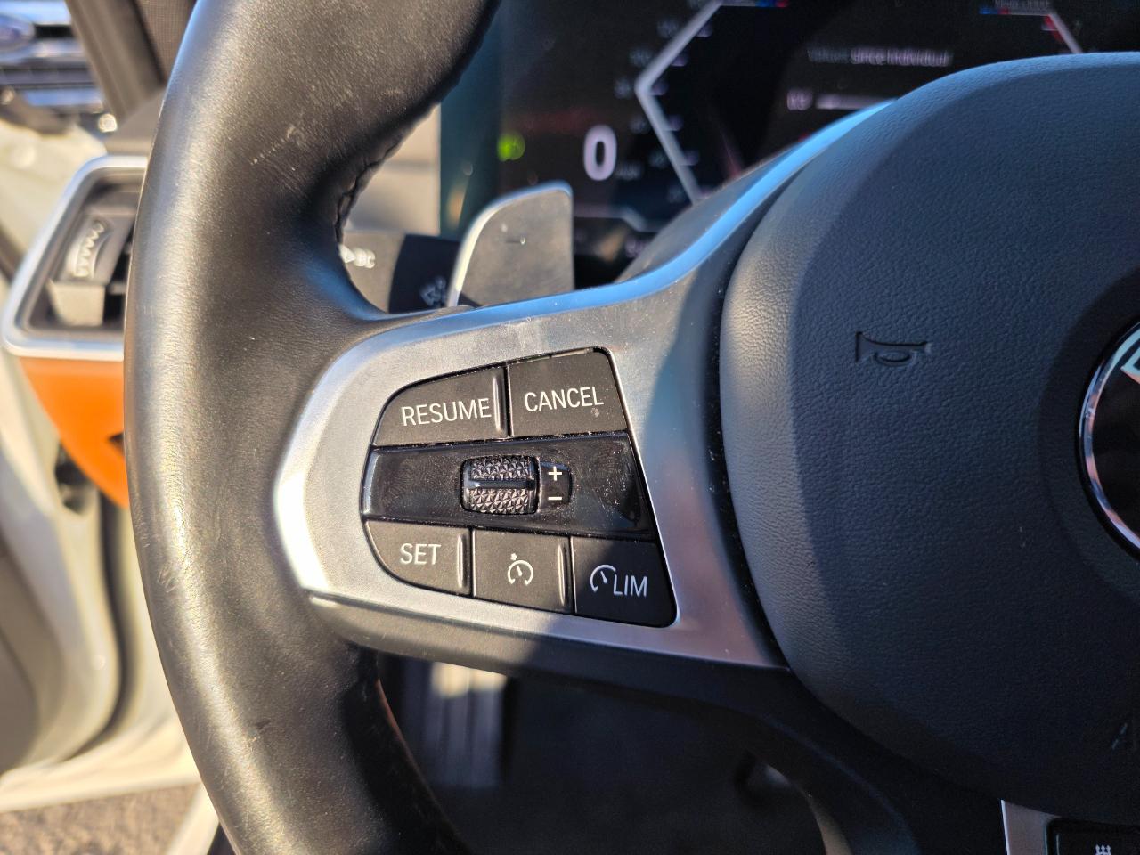 BMW 3-Series 330i 2024