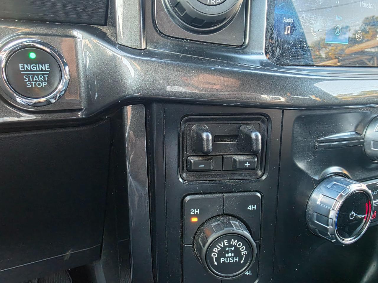 Ford F-150 Lariat SuperCrew 5.5-ft. Bed 4WD 2023