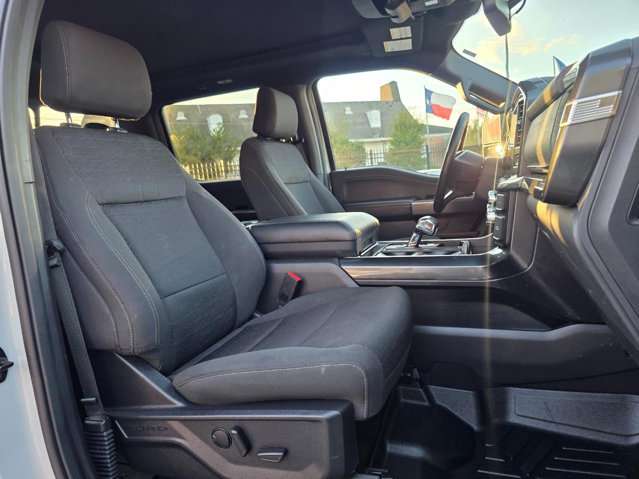 Ford F-150 Lariat SuperCrew 5.5-ft. Bed 4WD 2023