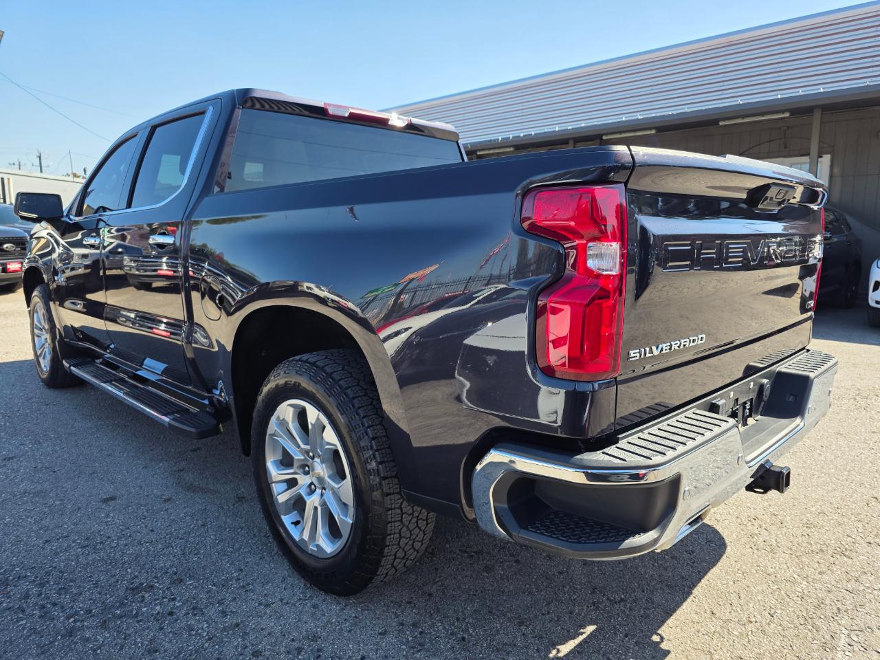 Chevrolet Silverado 1500 LTZ Crew Cab 4WD 2024