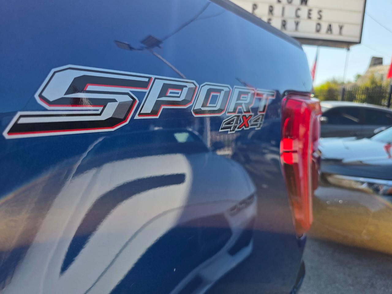 Ford F-150 XLT 4WD SuperCrew 5.5' Box 2022