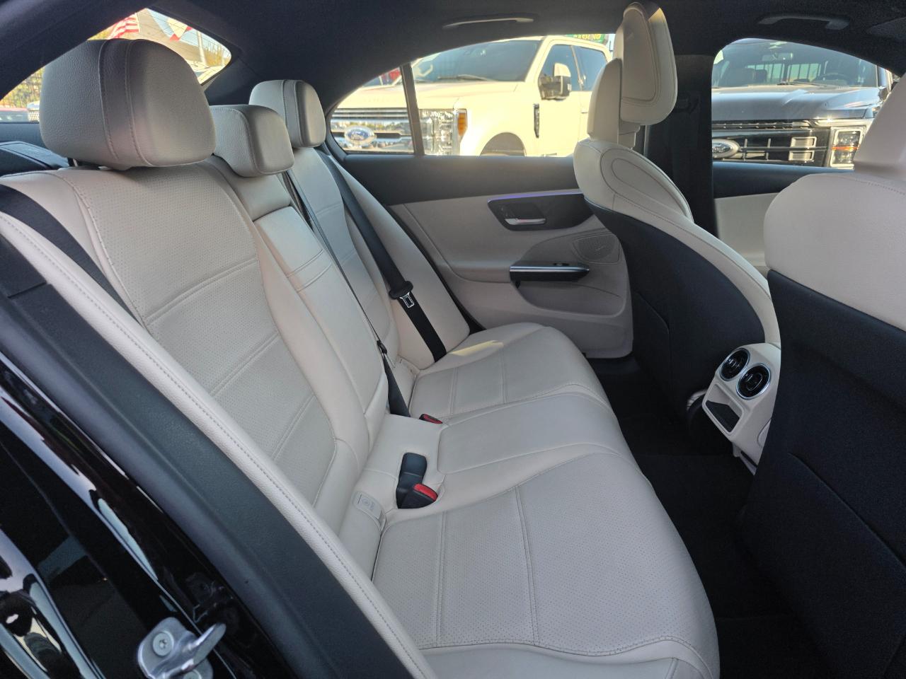 Mercedes-Benz C-Class C300 4MATIC Sedan 2024