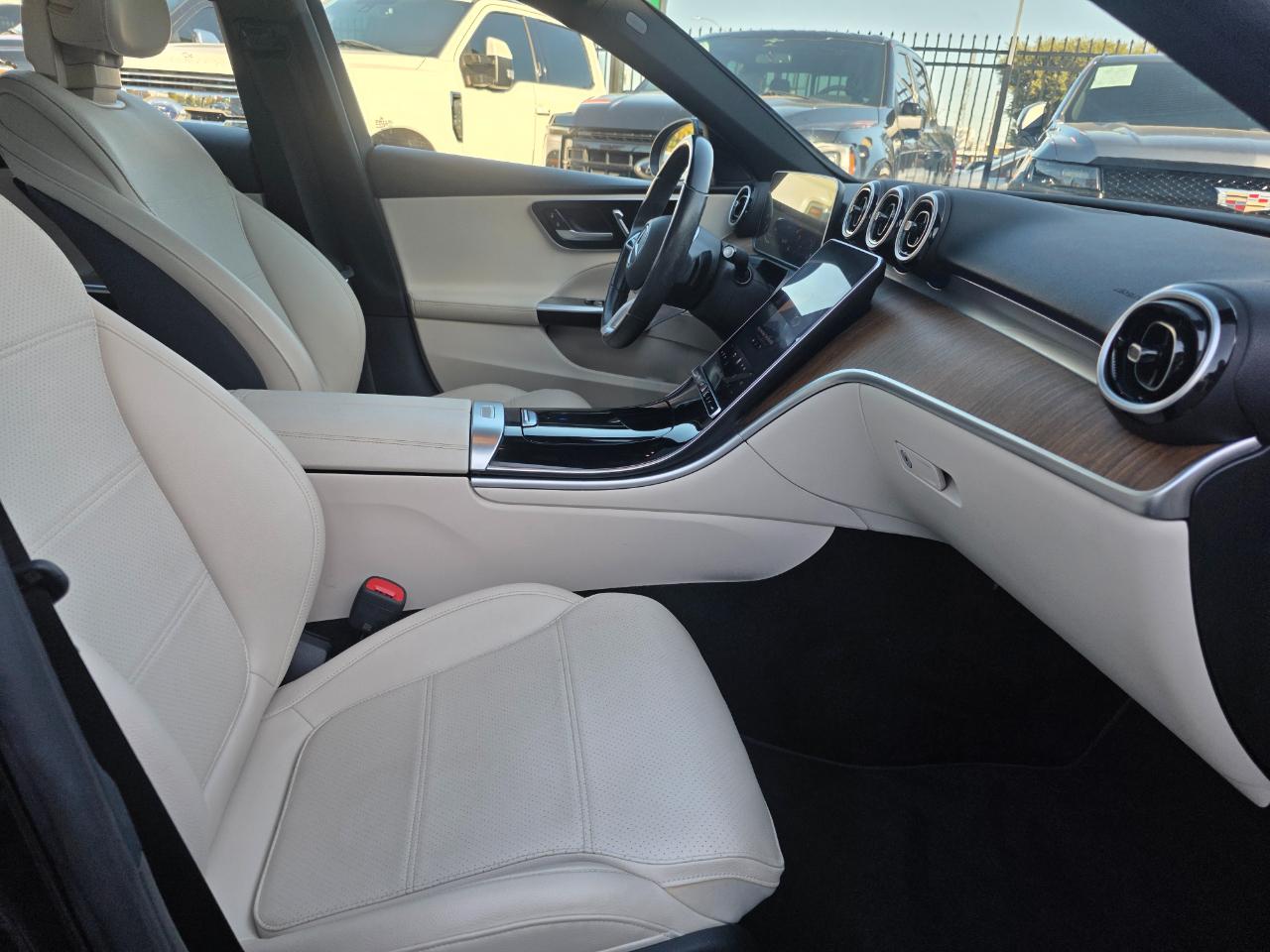 Mercedes-Benz C-Class C300 4MATIC Sedan 2024