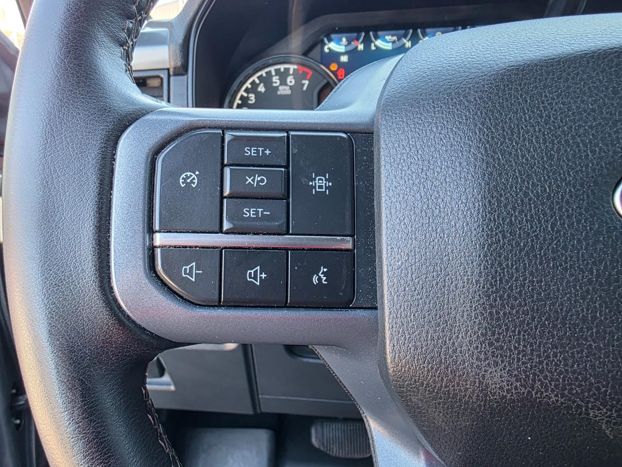 Ford F-150 XLT SuperCrew 5.5-ft. Bed 4WD 2023