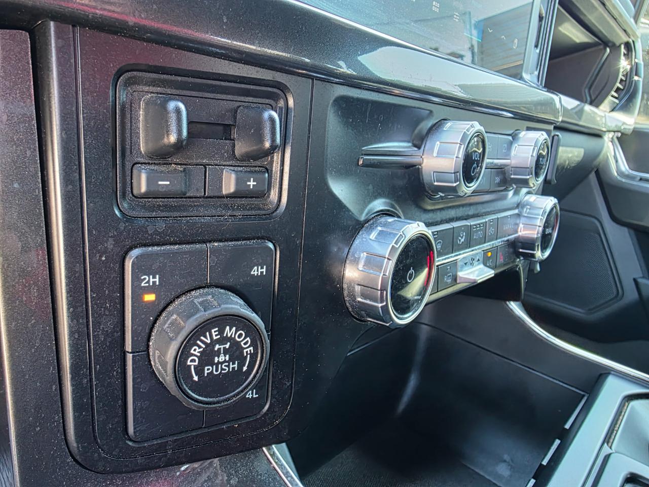 Ford F-150 XLT SuperCrew 5.5-ft. Bed 4WD 2023