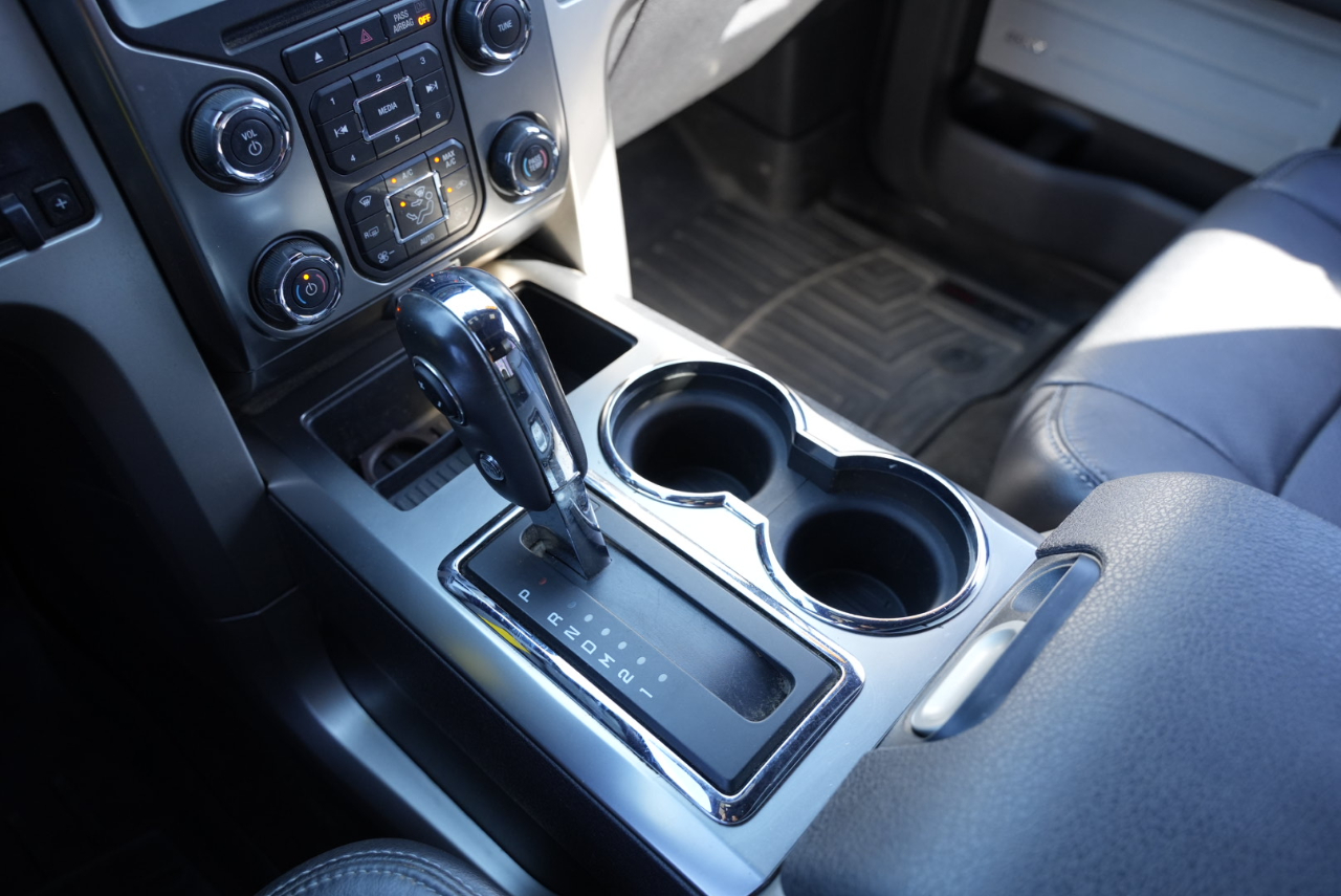 Ford F-150 4WD SuperCab 145" FX4 2014 Ford F-150 4WD SuperCab 145" FX4 2014