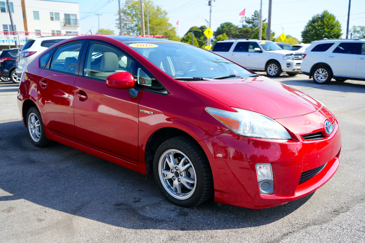 2010 Toyota Prius Two photo 3