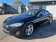 2013 Tesla Model S 