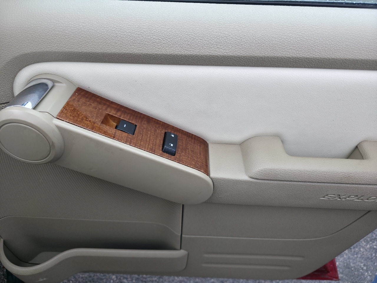 Ford Explorer 4WD 4dr Eddie Bauer 2010 Ford Explorer 4WD 4dr Eddie Bauer 2010