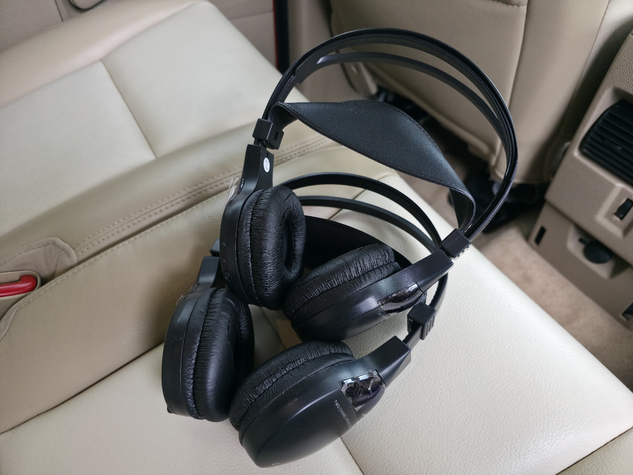 Ford Explorer 4WD 4dr Eddie Bauer 2010 Ford Explorer 4WD 4dr Eddie Bauer 2010