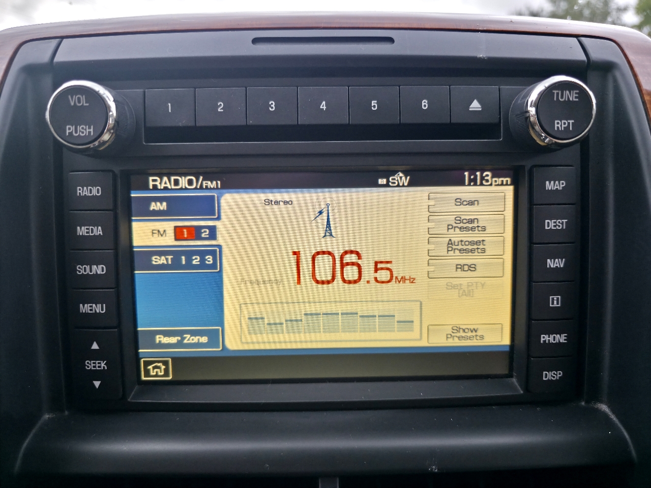 Ford Explorer 4WD 4dr Eddie Bauer 2010 Ford Explorer 4WD 4dr Eddie Bauer 2010