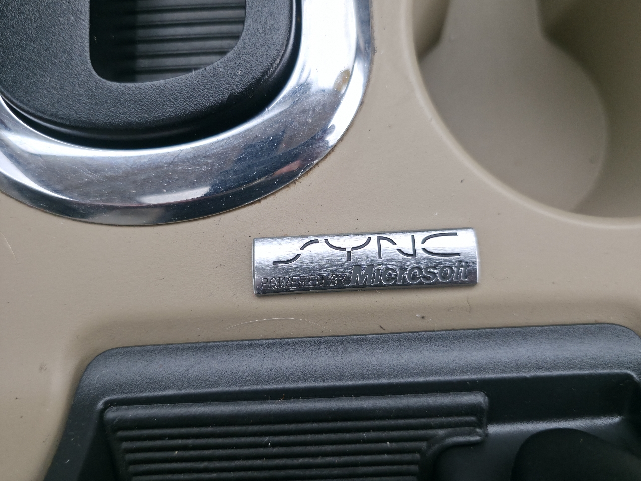 Ford Explorer 4WD 4dr Eddie Bauer 2010 Ford Explorer 4WD 4dr Eddie Bauer 2010