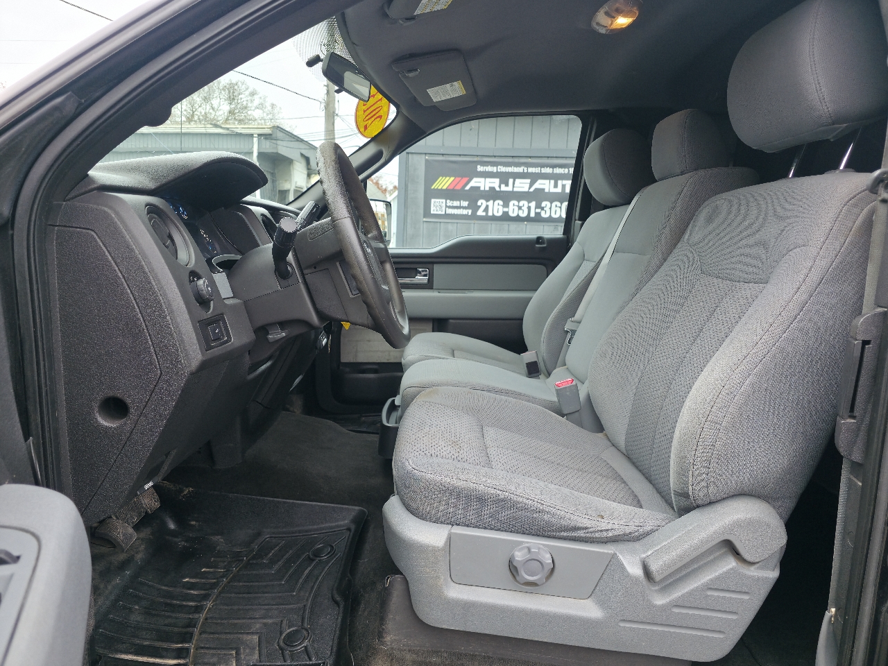 Ford F-150 4WD SuperCab 145" Lariat 2013