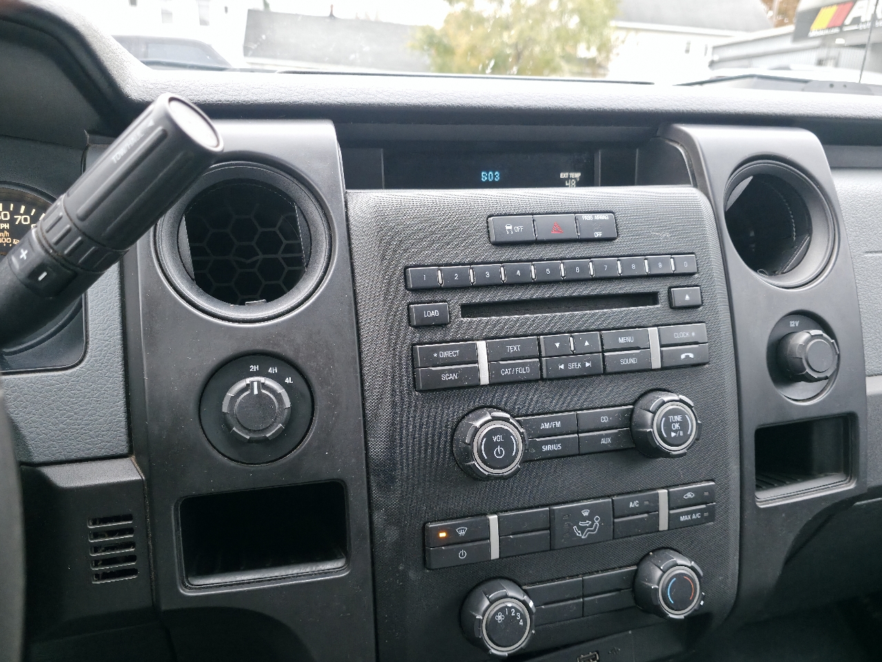 Ford F-150 4WD SuperCab 145" Lariat 2013