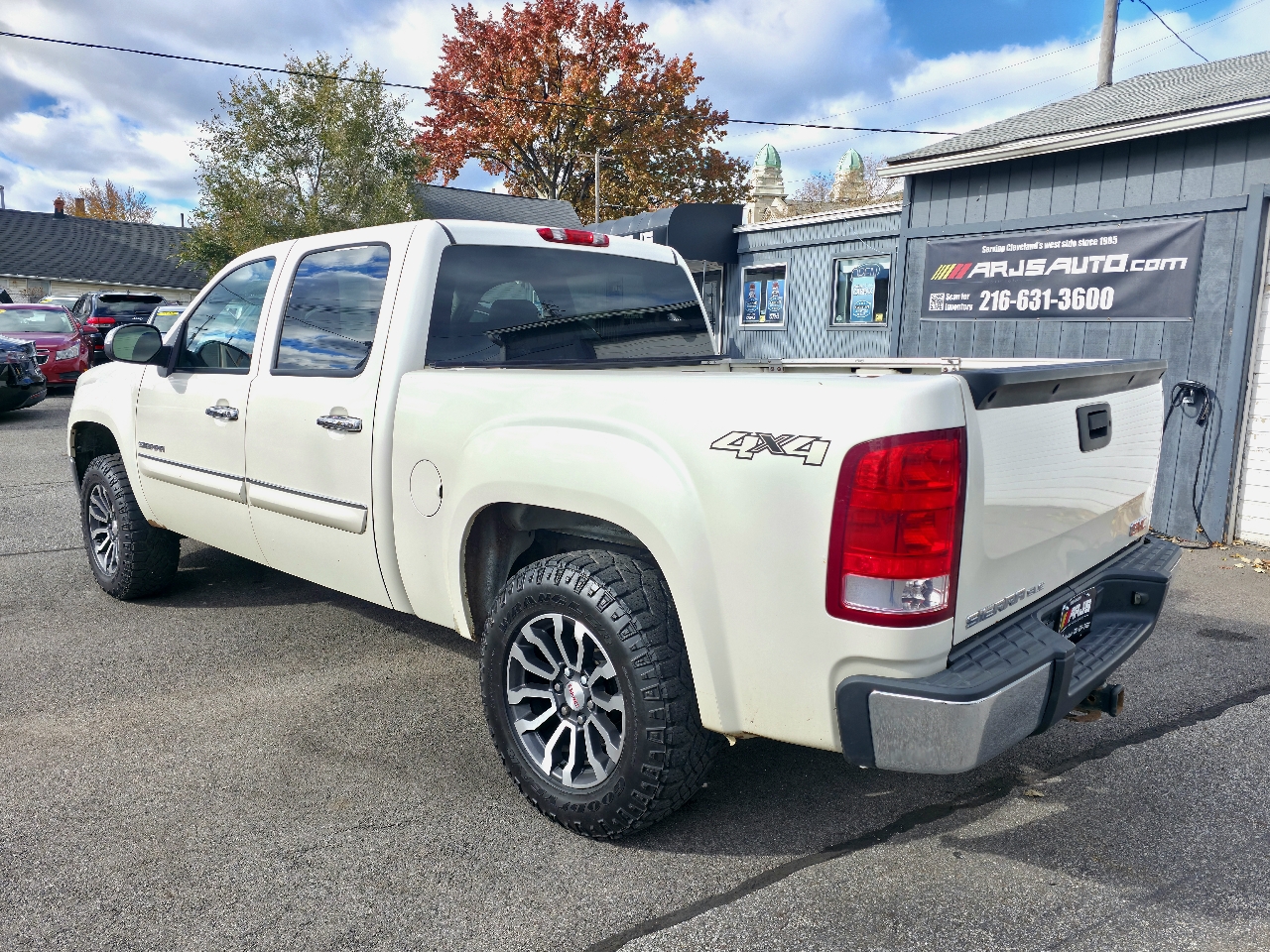 GMC Sierra 1500 4WD Crew Cab 143.5" SLE 2012