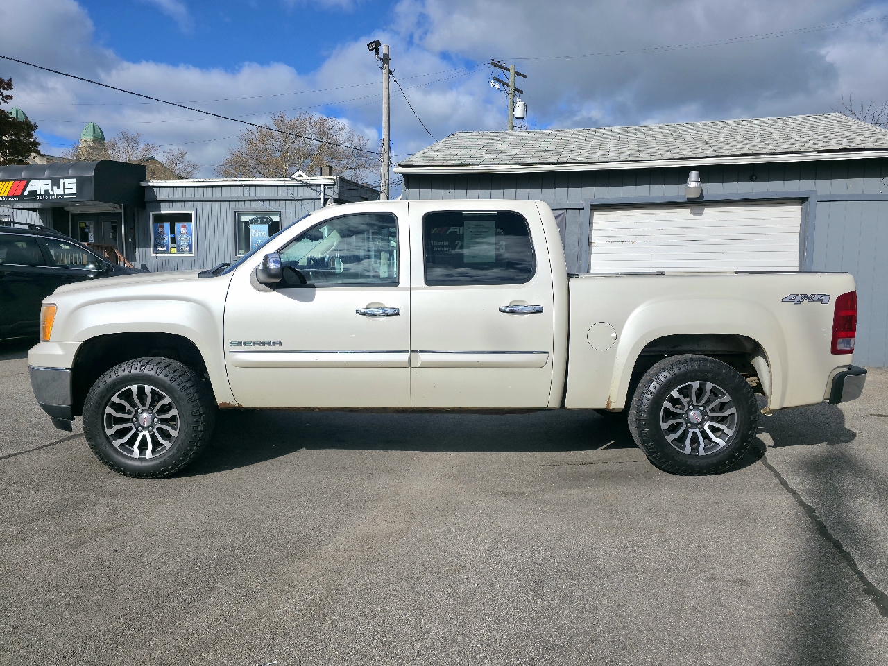 GMC Sierra 1500 4WD Crew Cab 143.5" SLE 2012