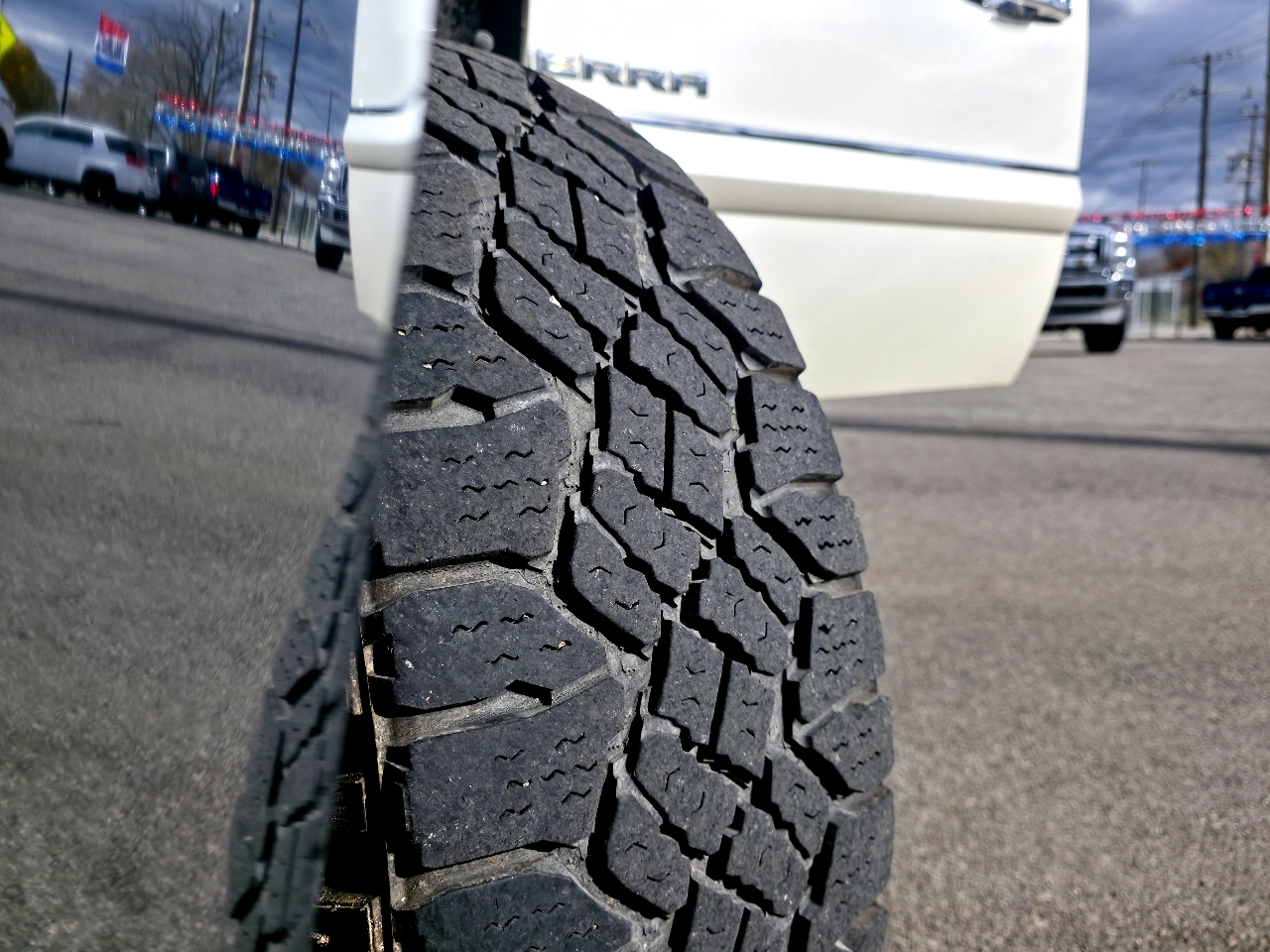 GMC Sierra 1500 4WD Crew Cab 143.5" SLE 2012