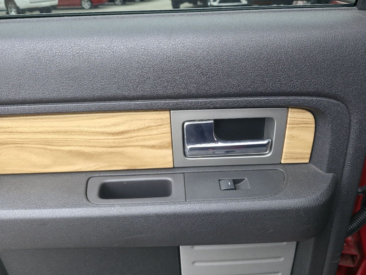 Ford F-150 4WD SuperCrew 145" Platinum 2011