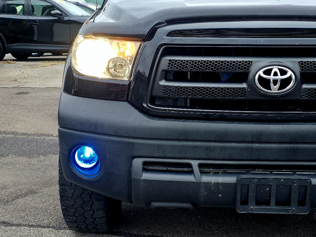 2012 Toyota Tundra Double Cab photo 3