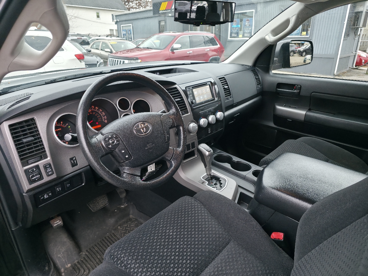 Toyota Tundra 4WD Truck Double Cab 5.7L V8 6-Spd AT (Natl) 2012