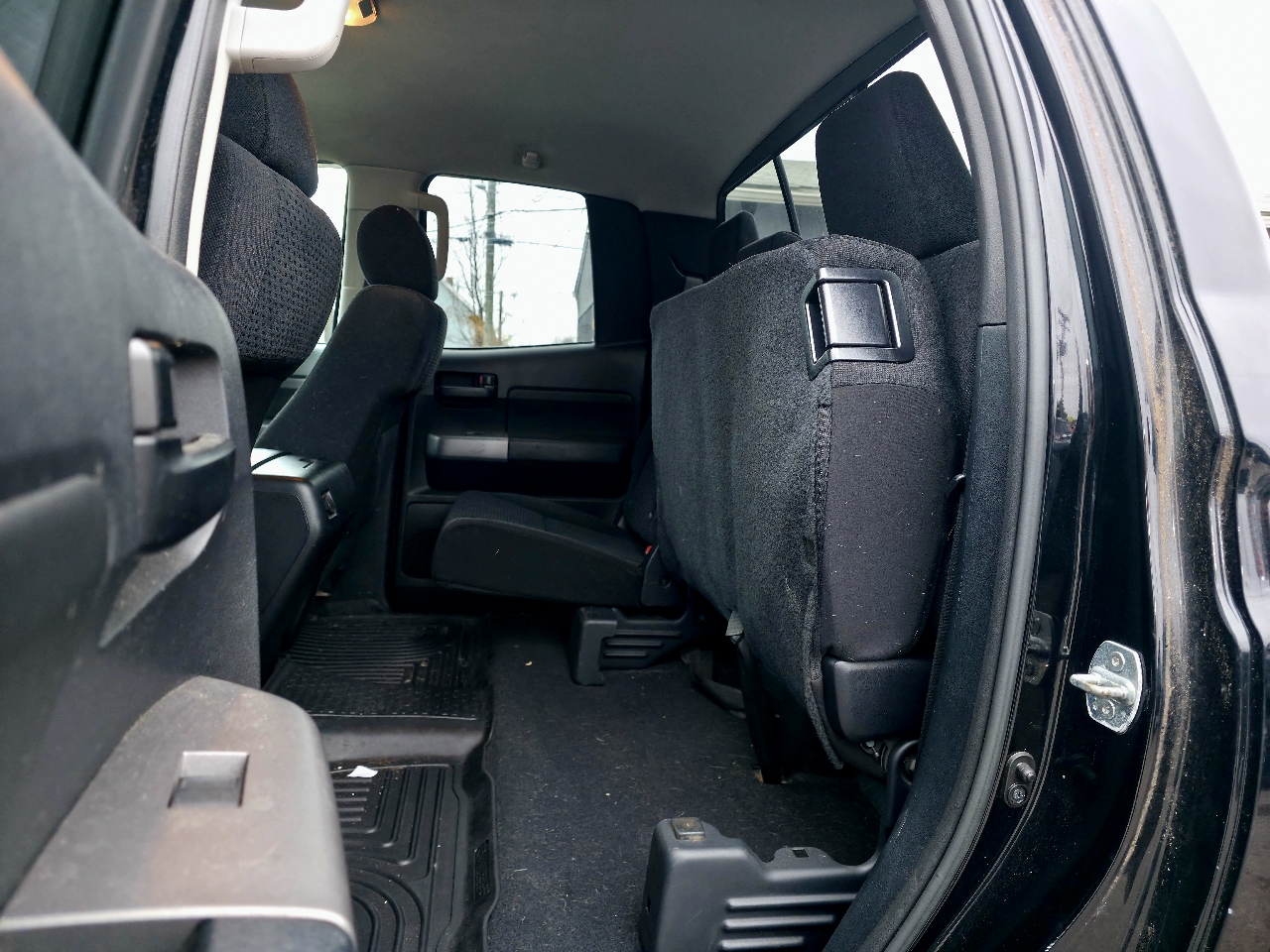 Toyota Tundra 4WD Truck Double Cab 5.7L V8 6-Spd AT (Natl) 2012