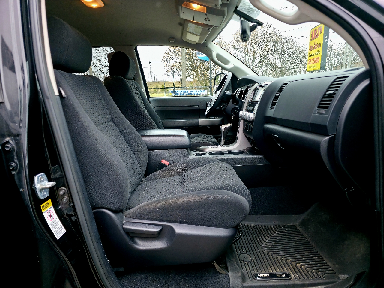 Toyota Tundra 4WD Truck Double Cab 5.7L V8 6-Spd AT (Natl) 2012