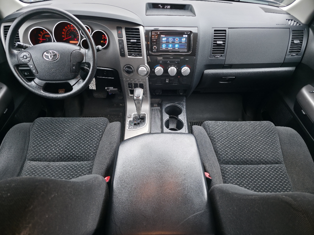 Toyota Tundra 4WD Truck Double Cab 5.7L V8 6-Spd AT (Natl) 2012