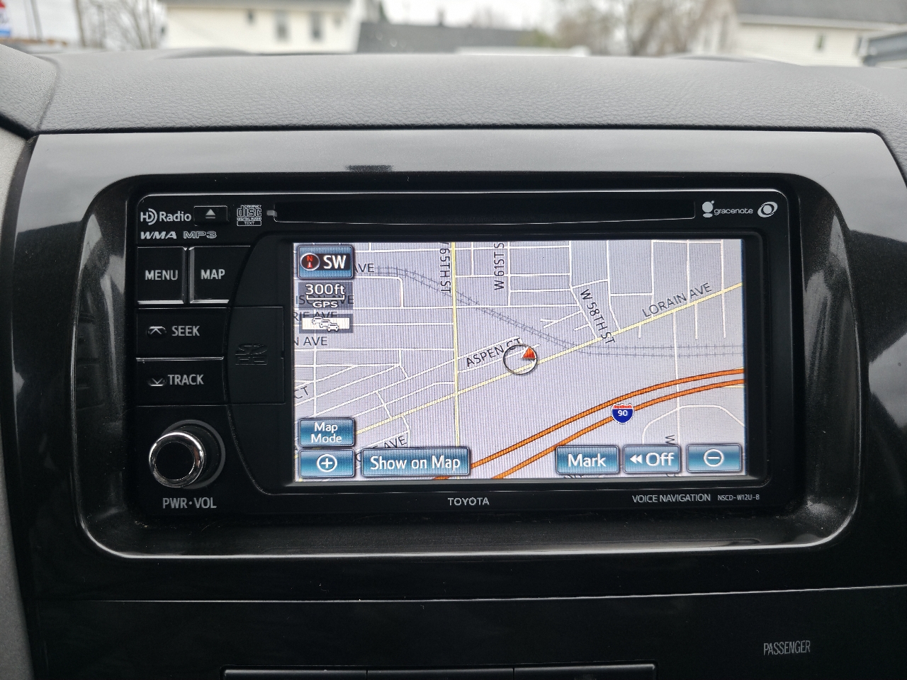 Toyota Tundra 4WD Truck Double Cab 5.7L V8 6-Spd AT (Natl) 2012