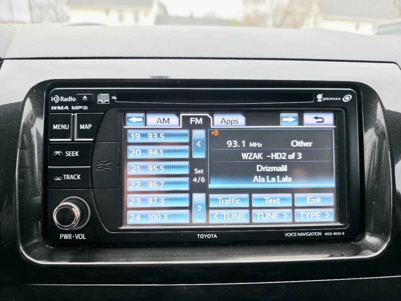 Toyota Tundra 4WD Truck Double Cab 5.7L V8 6-Spd AT (Natl) 2012