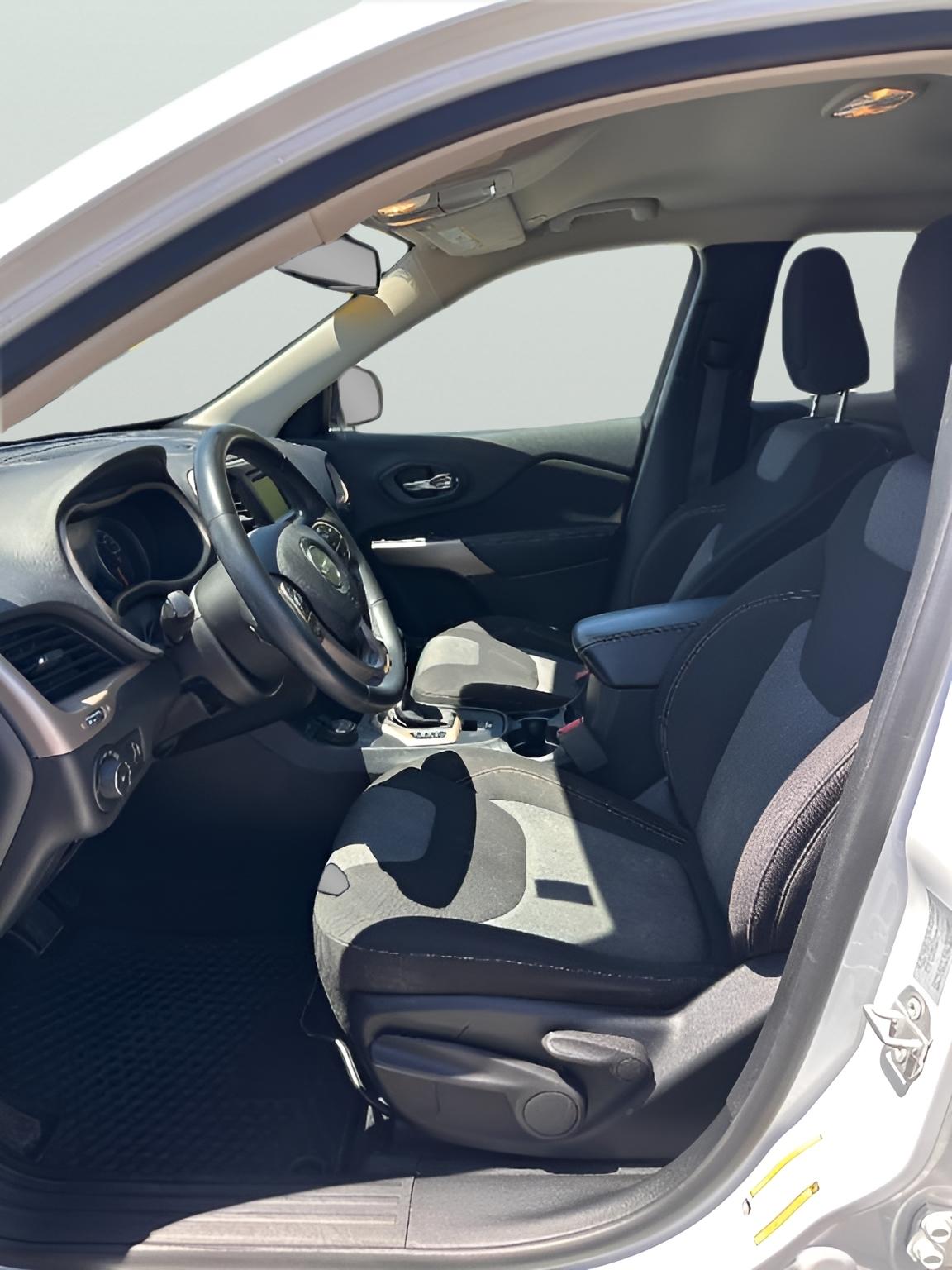 Jeep Cherokee Latitude 4WD 2018