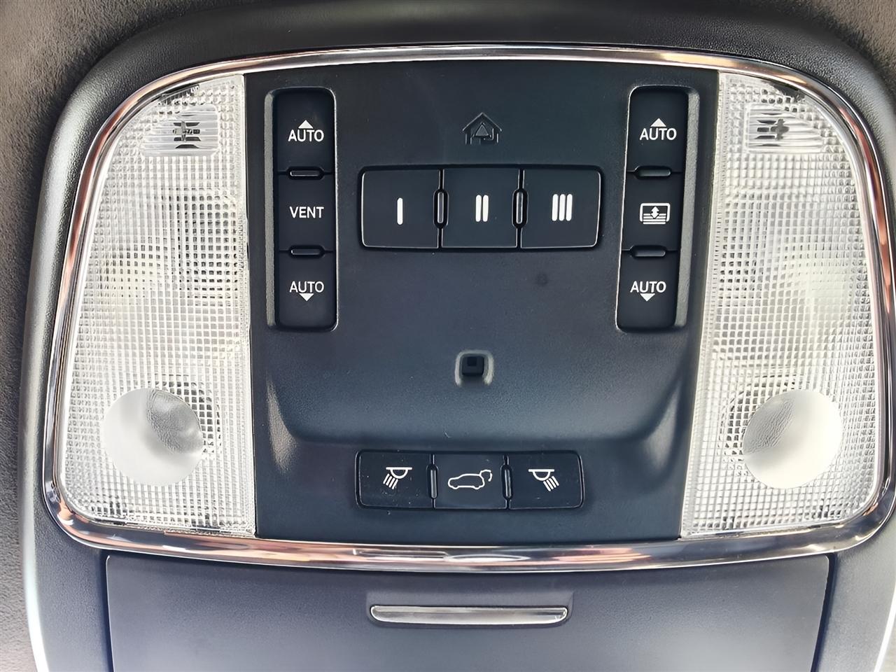 Jeep Grand Cherokee Summit 4WD 2014