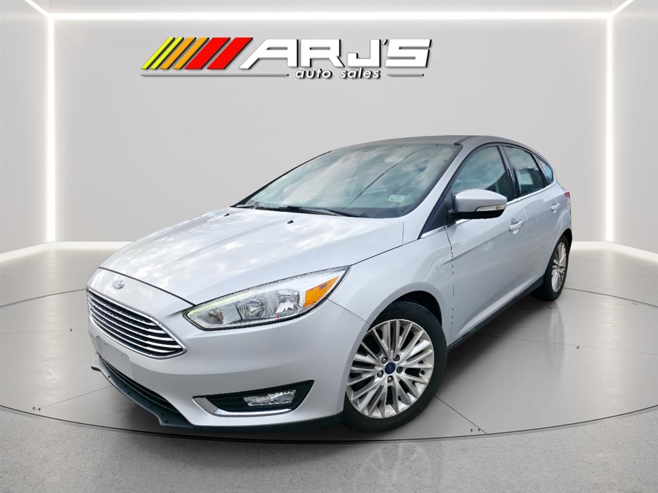 Ford Focus Titanium Hatch 2017
