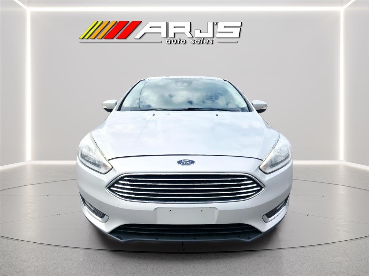 Ford Focus Titanium Hatch 2017