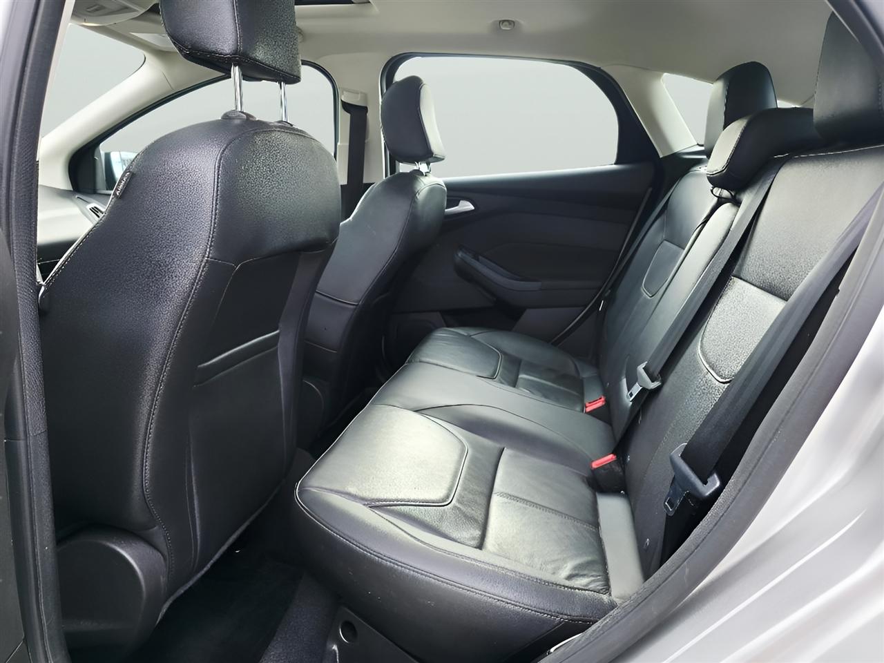 Ford Focus Titanium Hatch 2017