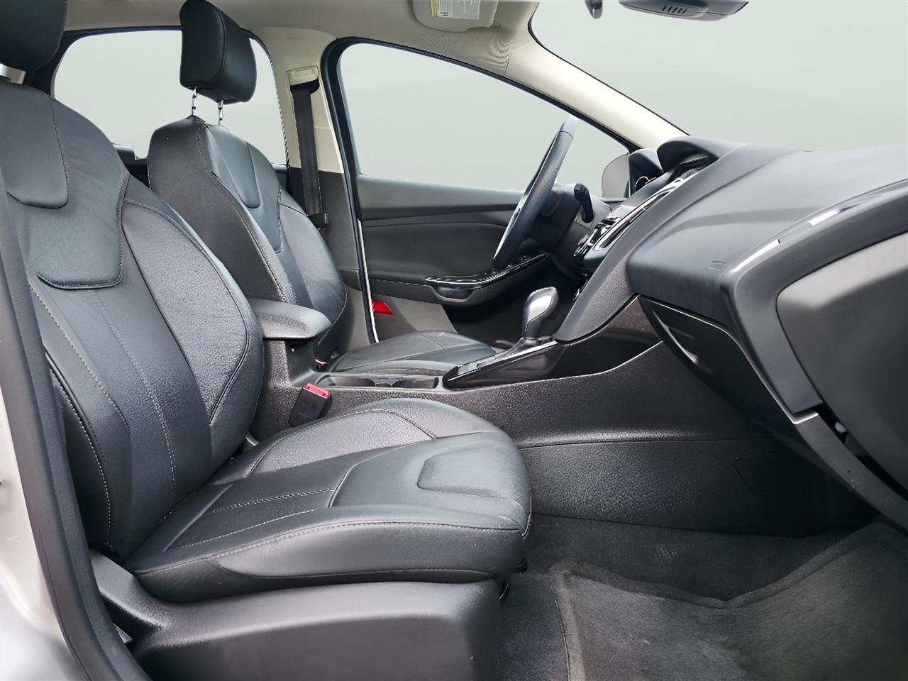 Ford Focus Titanium Hatch 2017