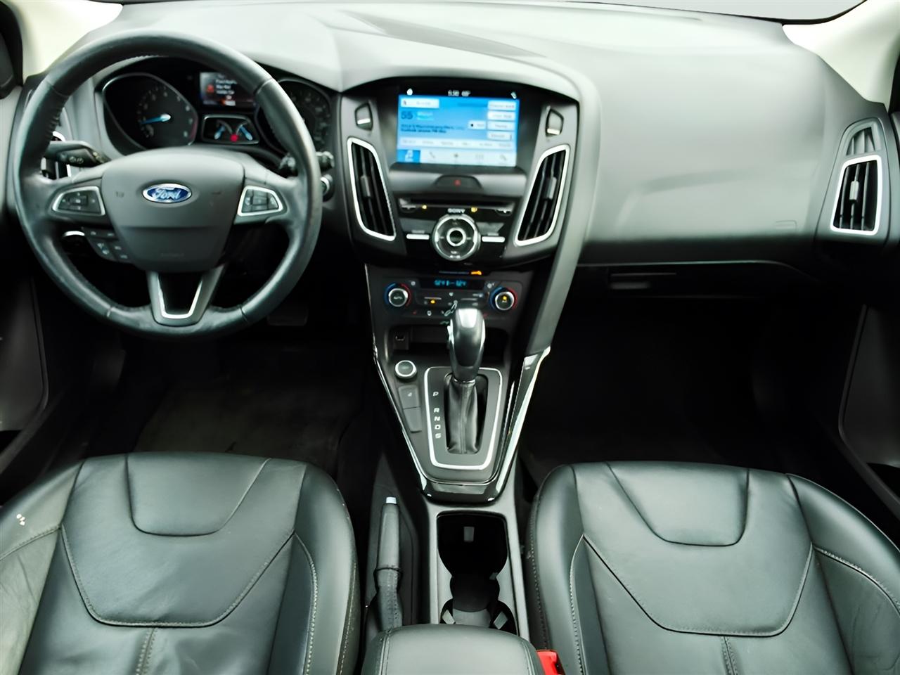 Ford Focus Titanium Hatch 2017