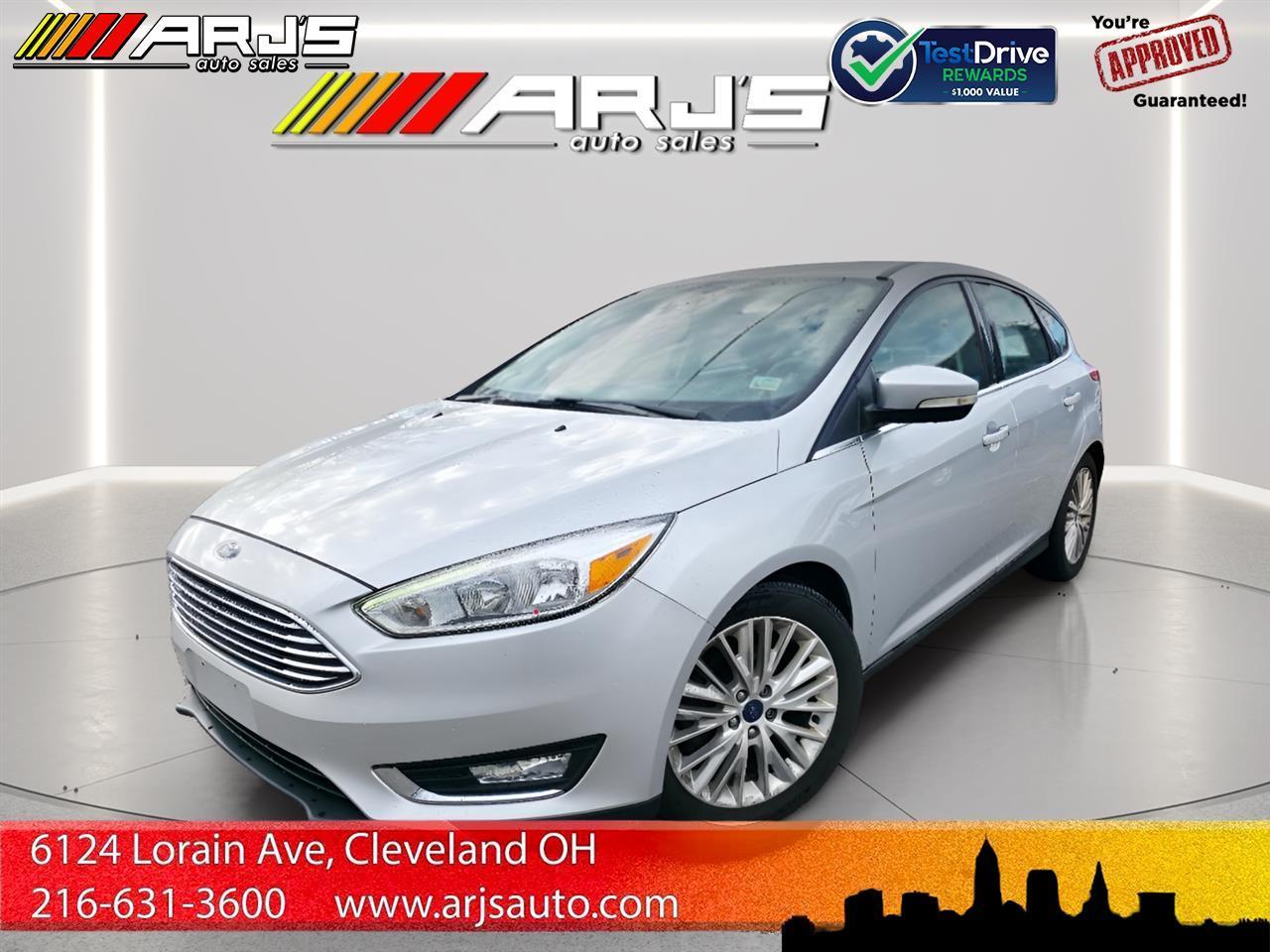 2017 Ford Focus Titanium Hatch