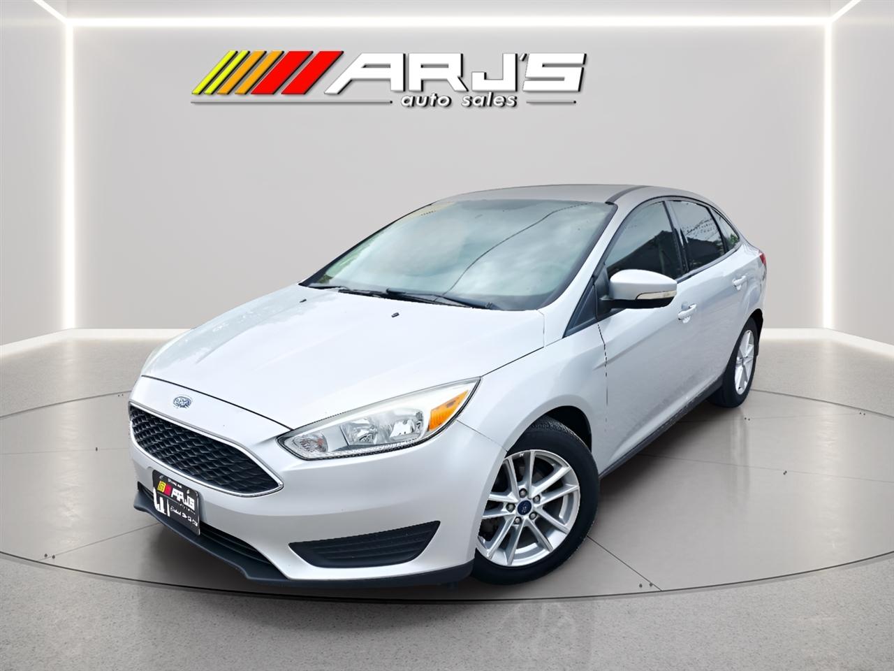 Ford Focus SE Sedan 2016