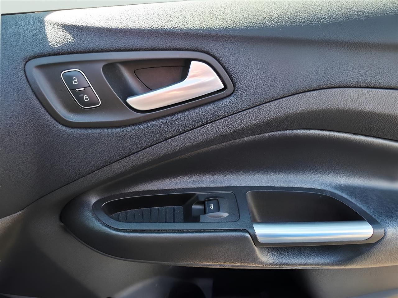 Ford Escape SEL 4WD 2018
