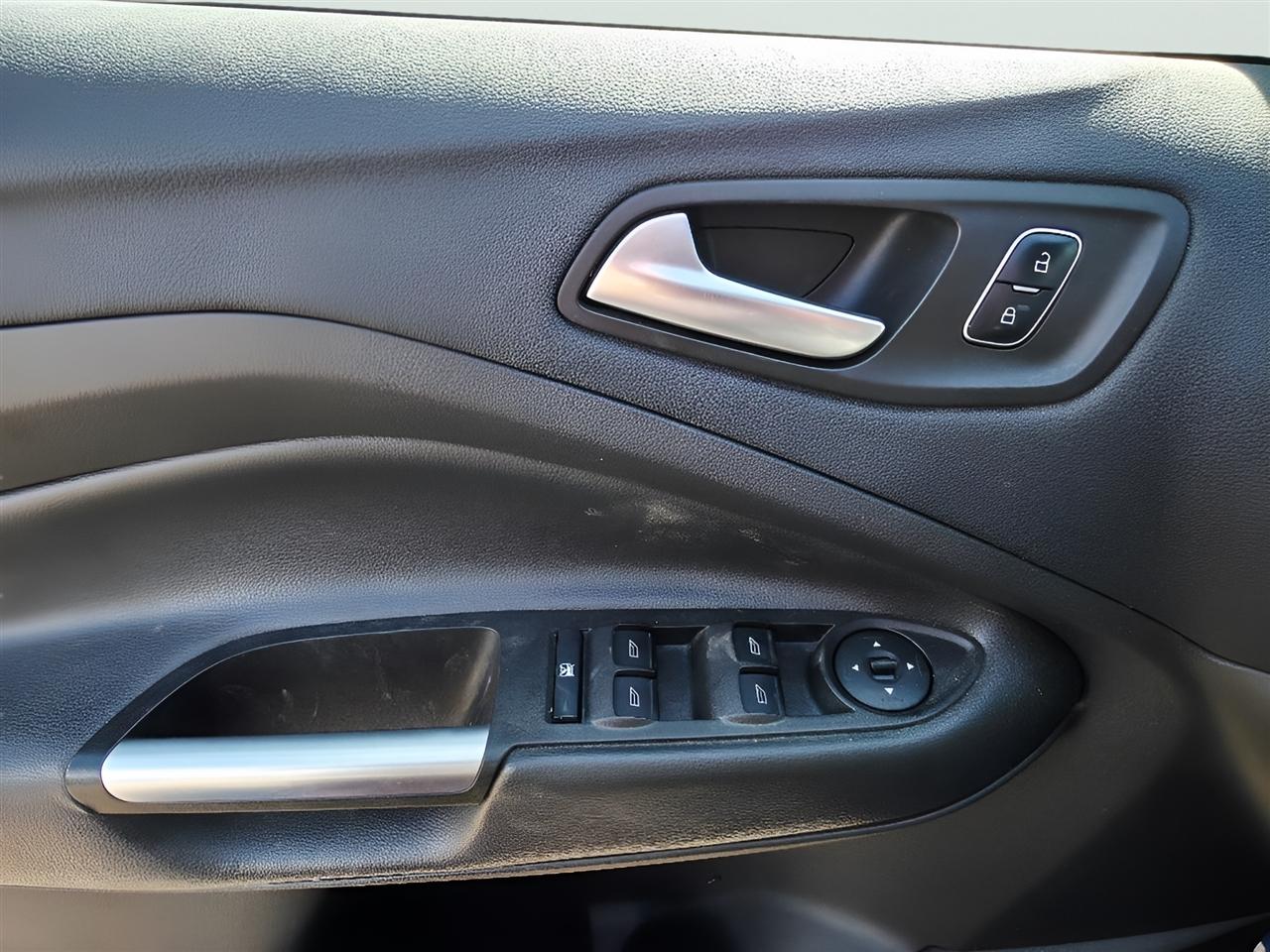 Ford Escape SEL 4WD 2018
