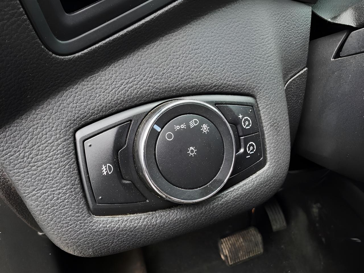 Ford Escape SE FWD 2013