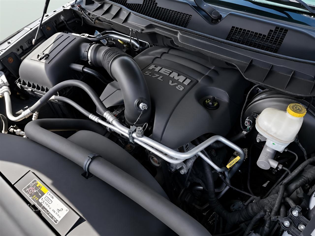 RAM 1500 SLT Quad Cab 4WD 2013