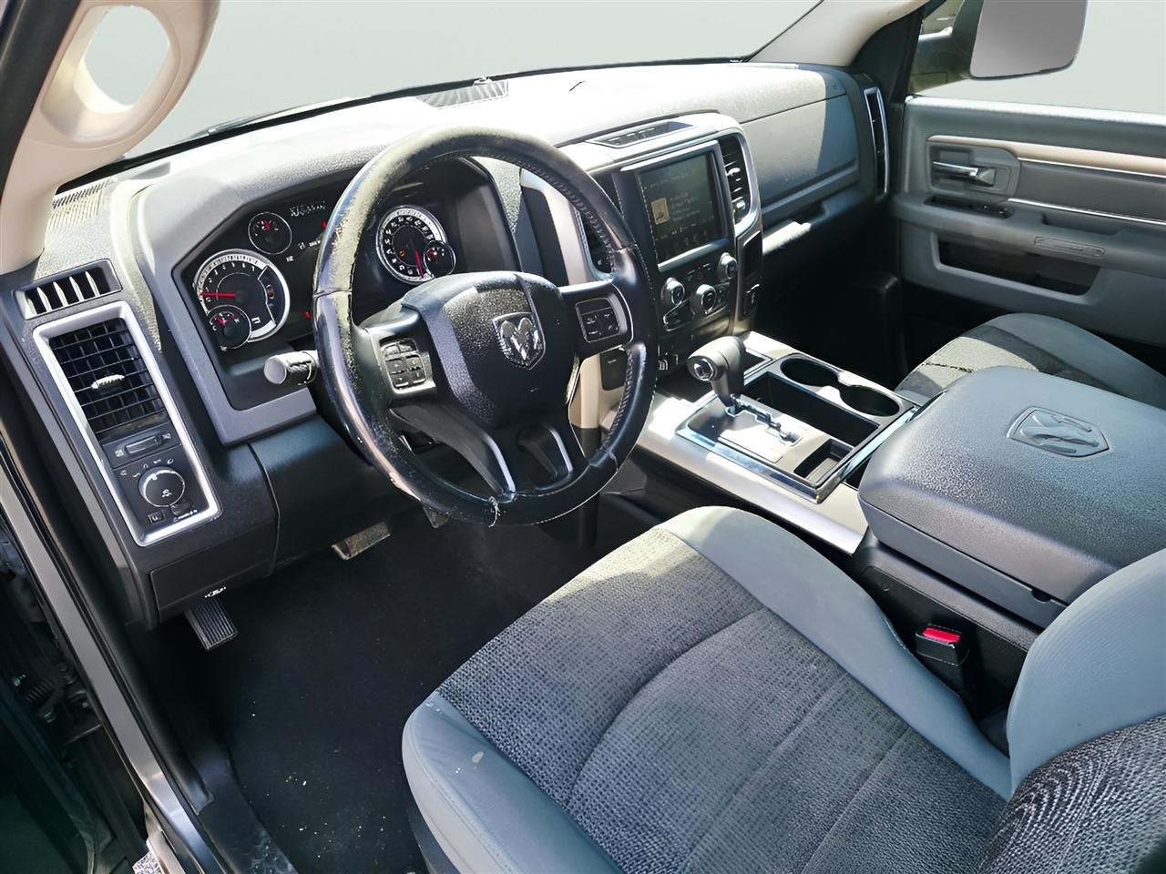 RAM 1500 SLT Quad Cab 4WD 2013