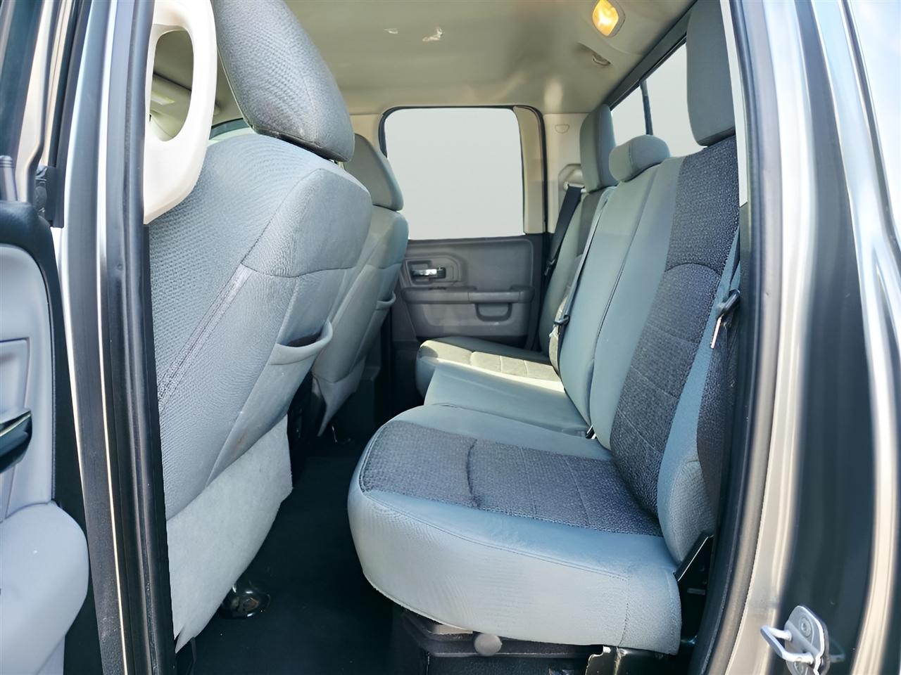 RAM 1500 SLT Quad Cab 4WD 2013