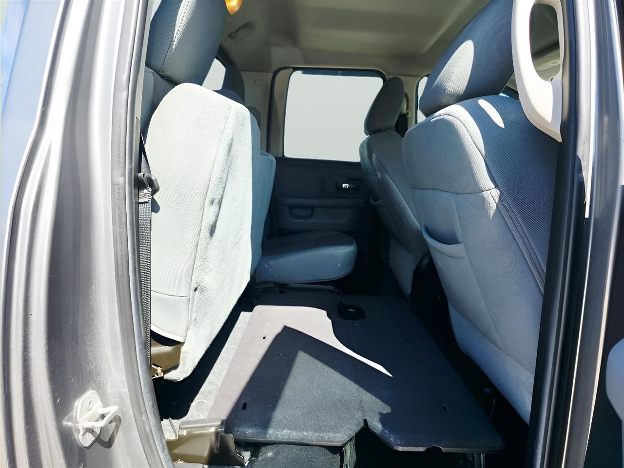 RAM 1500 SLT Quad Cab 4WD 2013