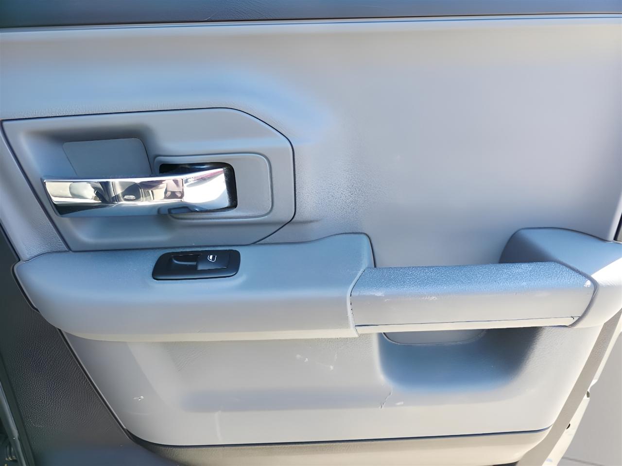 RAM 1500 SLT Quad Cab 4WD 2013