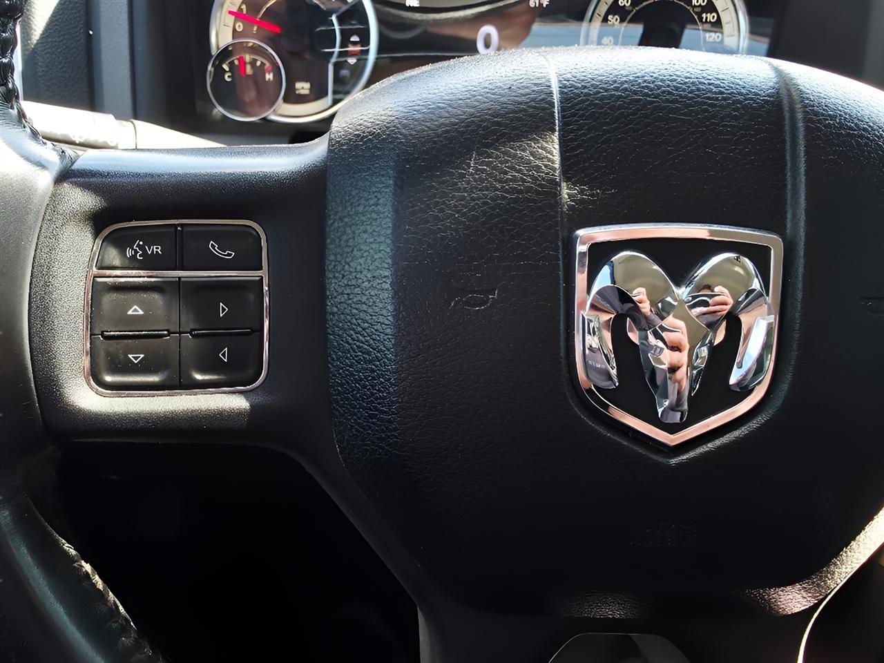 RAM 1500 SLT Quad Cab 4WD 2013