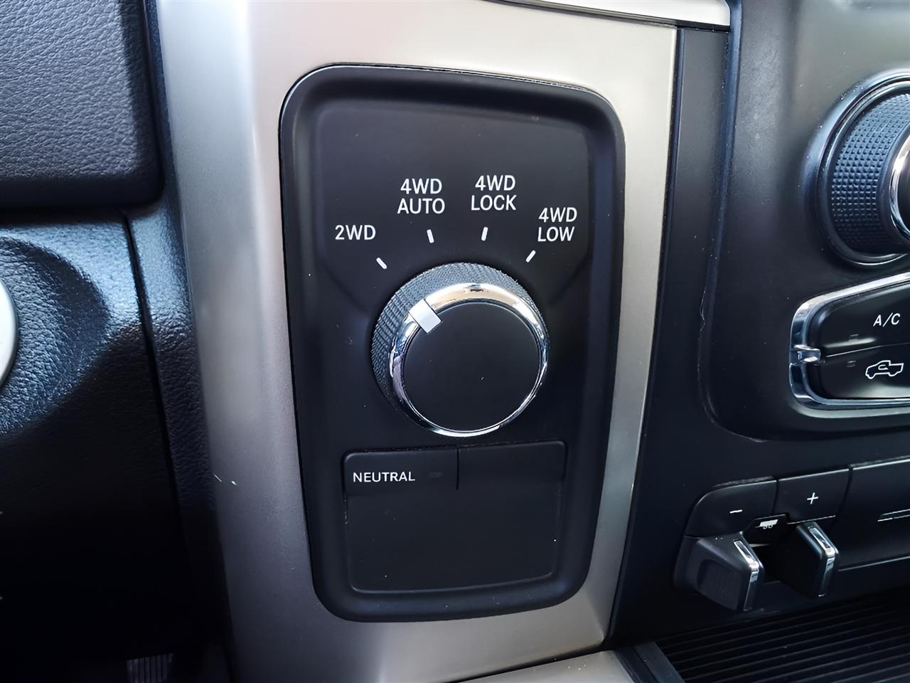 RAM 1500 SLT Quad Cab 4WD 2013
