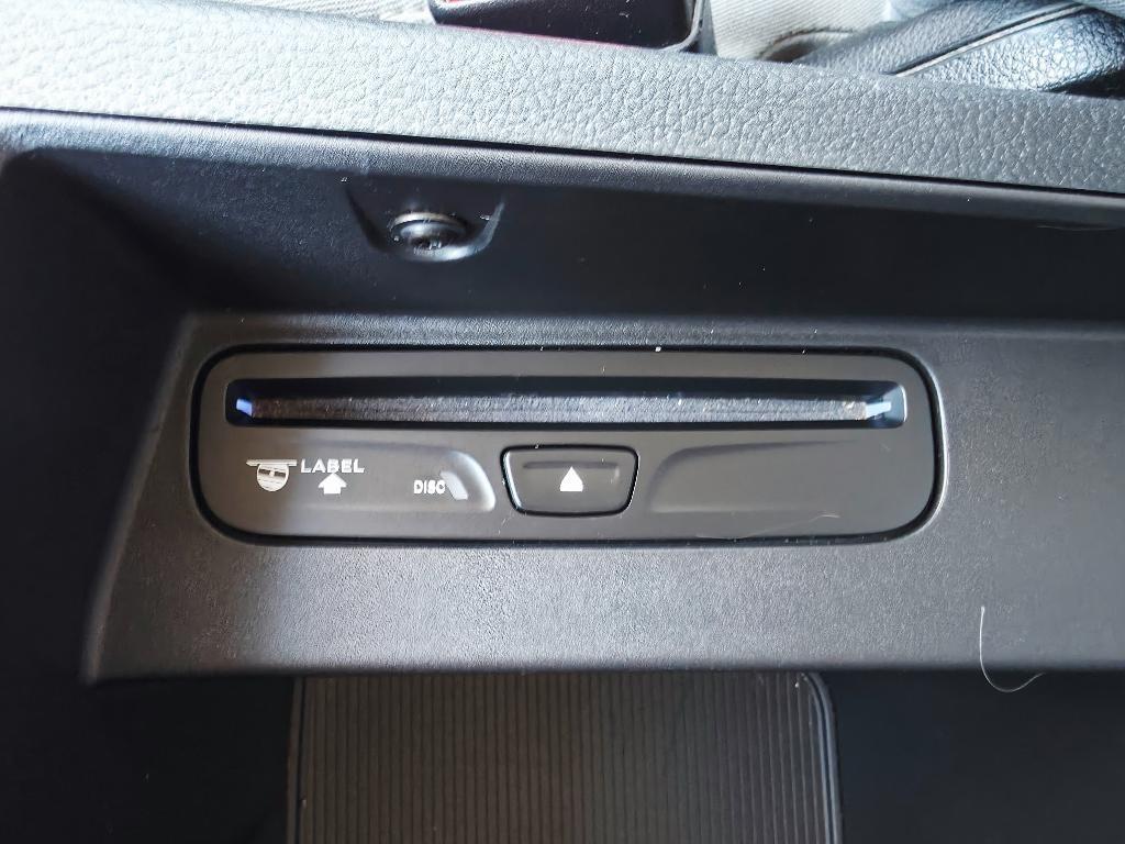 RAM 1500 SLT Quad Cab 4WD 2013